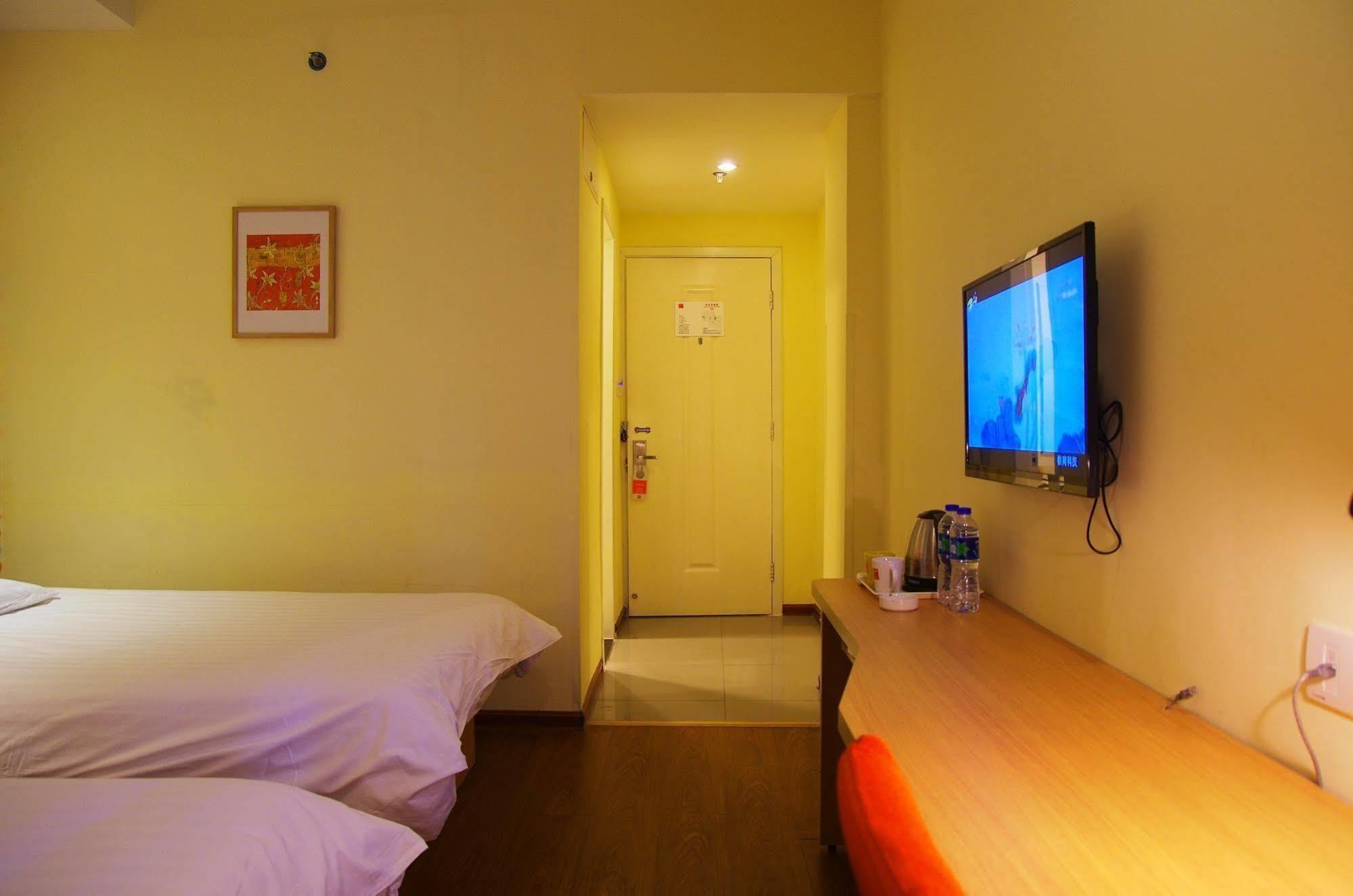 Home Inn Jiaxing Exterior foto
